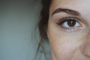 freckles t20 QQmg7E